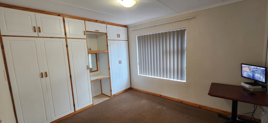 3 Bedroom Property for Sale in Dana Bay Western Cape